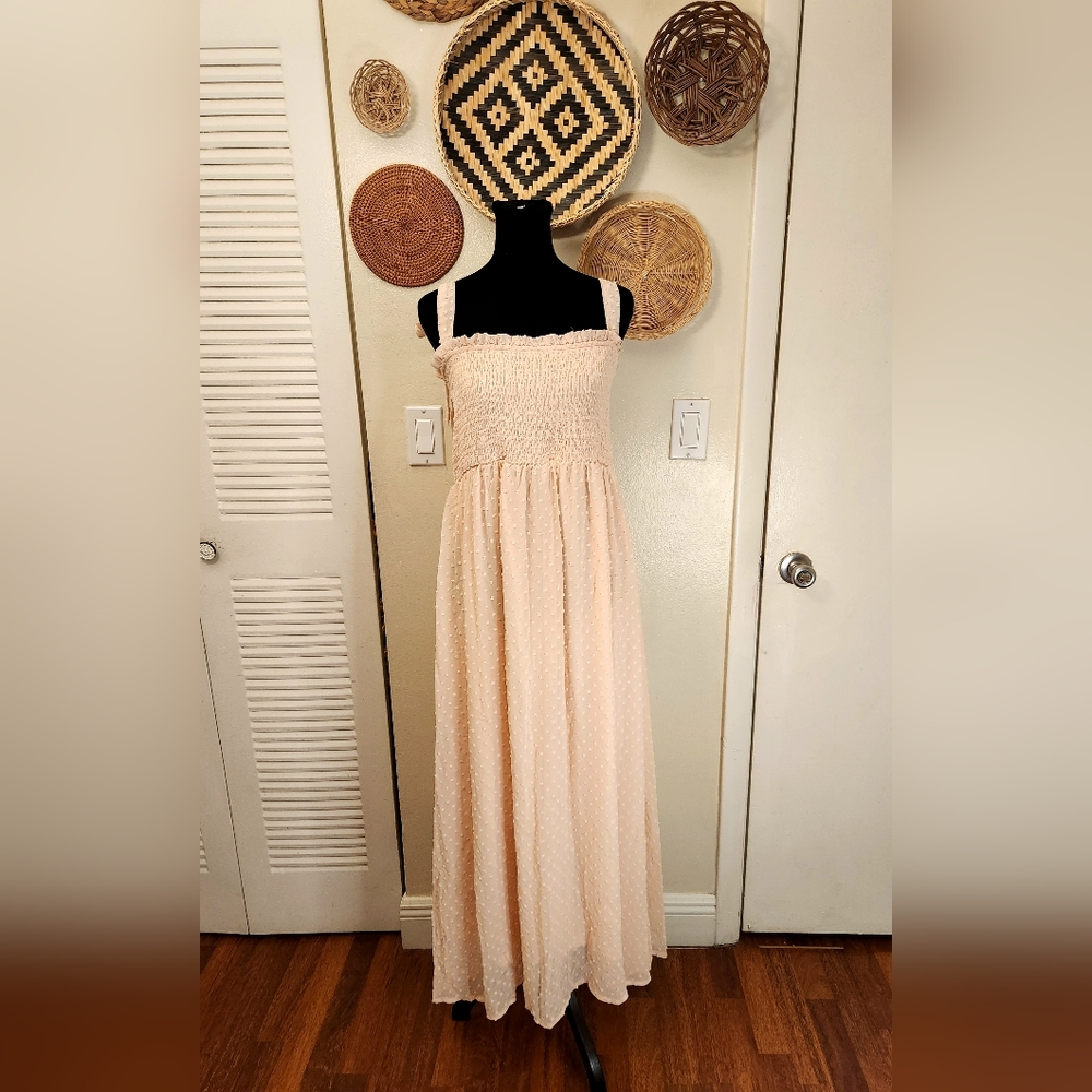 Sleeveless Smocked Maxi Dress With Side Split - Picture 4 of 9